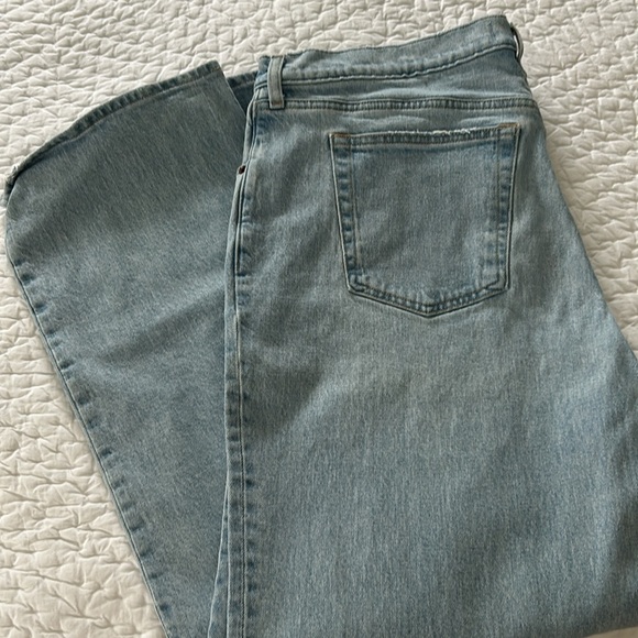 Abercrombie — never worn — great summer staple - Picture 3 of 3